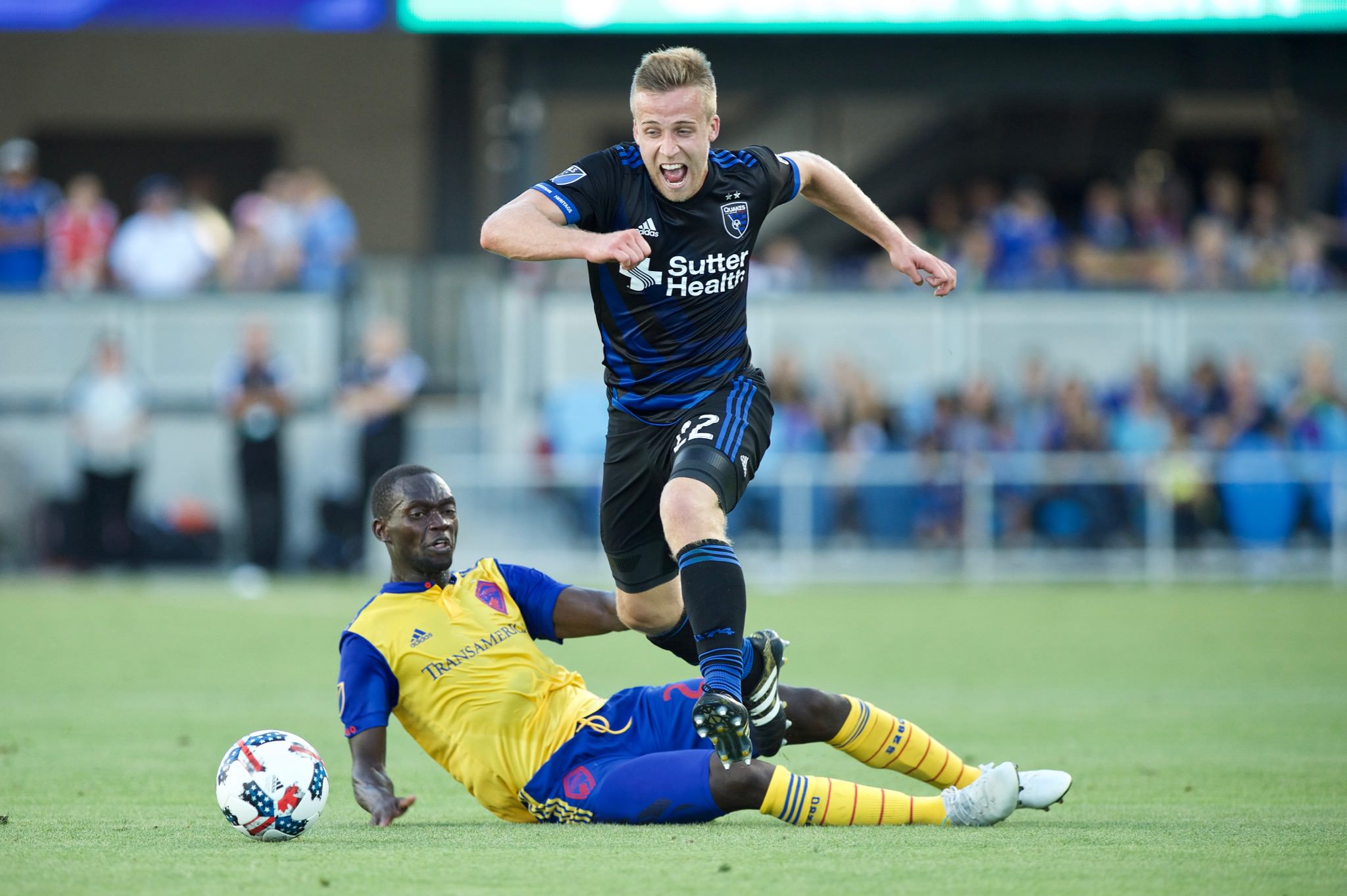 他不愿轻易 他不愿轻易